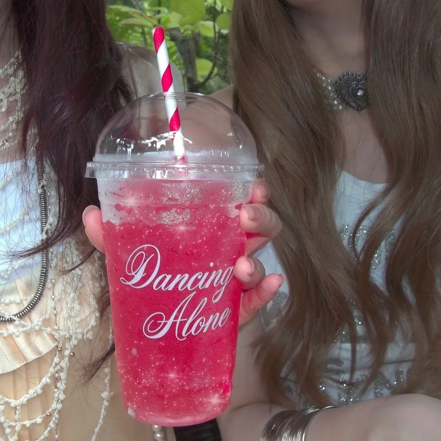 KiiiKiii — DANCING ALONE official cover artwork